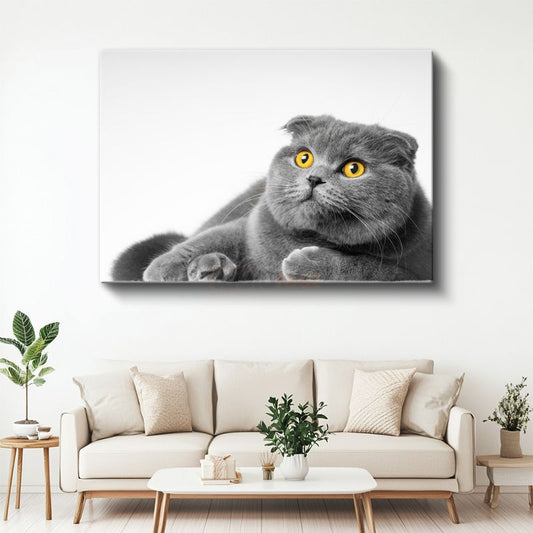 Sarı Gözlü Kedi - Gri Tüylerin Asil Bakışı Kanvas Tablo