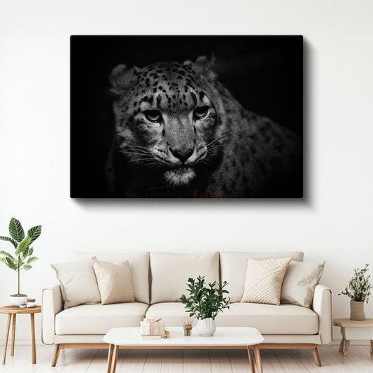 Kar Leoparı - Gizemli Bakışlarıyla Dağların Avcısı Kanvas Tablo