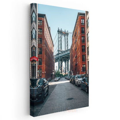Manhattan Köprüsü - Tuğla Binalar Arasında Kanvas Tablo