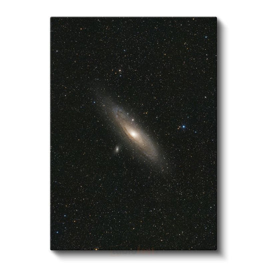 Andromeda - Yıldızlar Arasında Parlayan Galaksi Kanvas Tablo