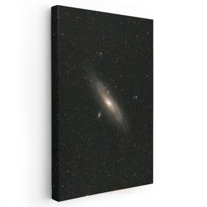 Andromeda - Yıldızlar Arasında Parlayan Galaksi Kanvas Tablo