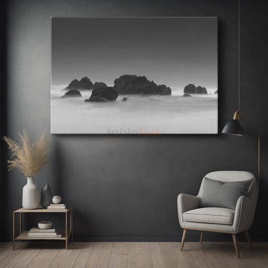 Sisli Kayalıklar - Minimalist Deniz Manzarası Kanvas Tablo