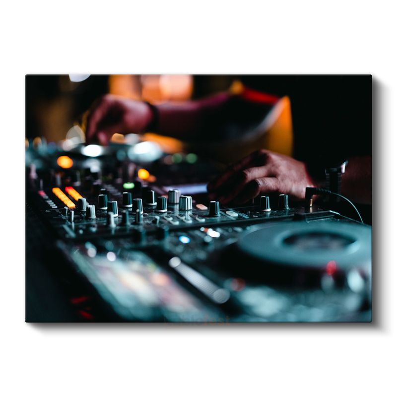 DJ - Profesyonel Mikser Performansı Kanvas Tablo