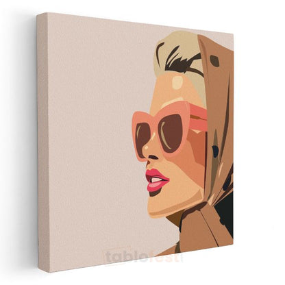 Retro Pop Art Portre - Şık Gözlüklü Vektörel Stilize Figür Kanvas Tablo
