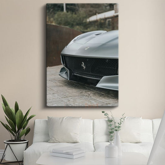 Ferrari - İtalyan Süper Otomobilinin Zarif Ön Izgara Detayı Kanvas Tablo