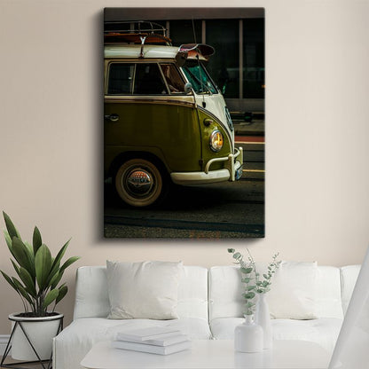Volkswagen T1 - Klasik Yeşil Minibüs Portresi Kanvas Tablo