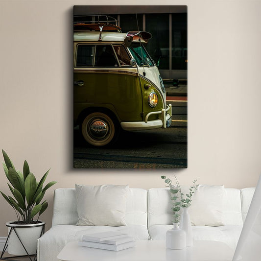 Volkswagen T1 - Klasik Yeşil Minibüs Portresi Kanvas Tablo
