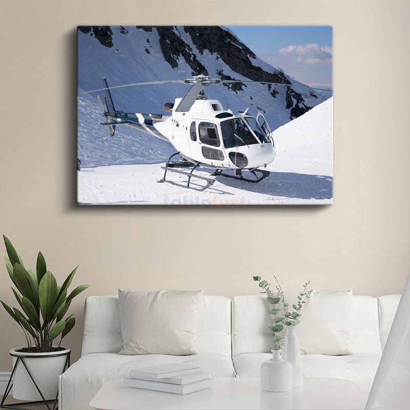 Dağ Helikopteri - Karlı Zirvelerde Beyaz Helikopter Kanvas Tablo