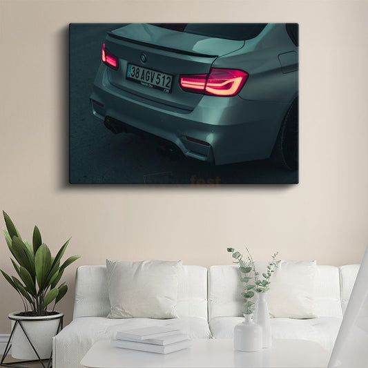 BMW M Serisi - Sportif Arka Tasarım ve LED Stop Lambaları Kanvas Tablo