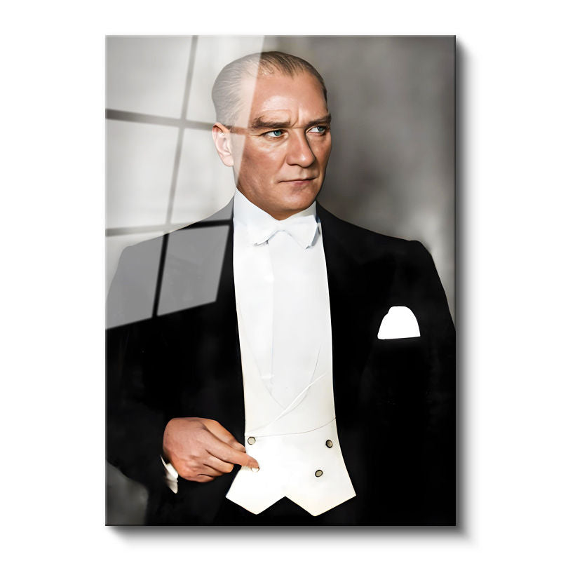 Tamperli Gerçek Cam Tablo Atatürk Beyaz Papyonlu Frak Atatürk Tablosu Duvar Dekoru