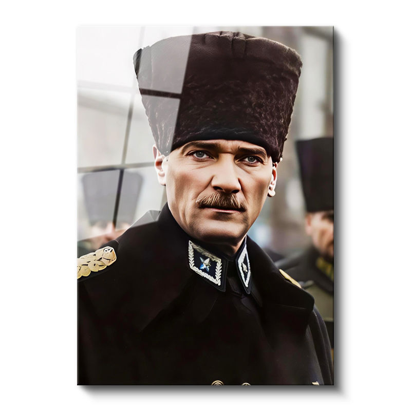 Tamperli Gerçek Cam Tablo Atatürk Resmi Üniforma Kalpaklı Bakış Atatürk Tablosu Duvar Dekoru