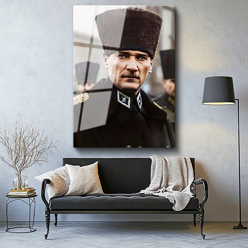Tamperli Gerçek Cam Tablo Atatürk Resmi Üniforma Kalpaklı Bakış Atatürk Tablosu Duvar Dekoru