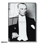 Siyah Renk Metal Çerçeveli Tamperli Cam Tablo Atatürk Frak Giyim Atatürk Tablosu Duvar Dekoru