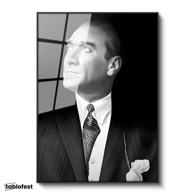 Siyah Renk Metal Çerçeveli Tamperli Cam Tablo Atatürk Desenli Kravat Atatürk Tablosu Duvar Dekoru