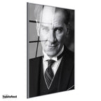 Gümüş Renk Metal Çerçeveli Tamperli Cam Tablo Atatürk Çizgili Kravat Klasik Giyim Atatürk Tablosu Duvar Dekoru