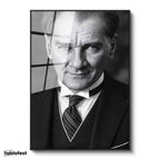 Siyah Renk Metal Çerçeveli Tamperli Cam Tablo Atatürk Çizgili Kravat Klasik Giyim Atatürk Tablosu Duvar Dekoru