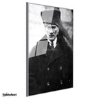 Gümüş Renk Metal Çerçeveli Tamperli Cam Tablo Atatürk Kalpaklı Kürklü Palto Kışlık Atatürk Tablosu Duvar Dekoru