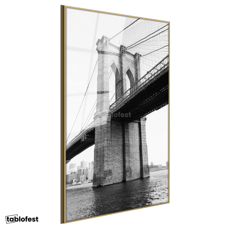 Altın Renk Metal Çerçeveli Tamperli Cam Tablo New York Brooklyn Köprüsü Kemerleri Şehir Mimari Tablo Duvar Dekoru