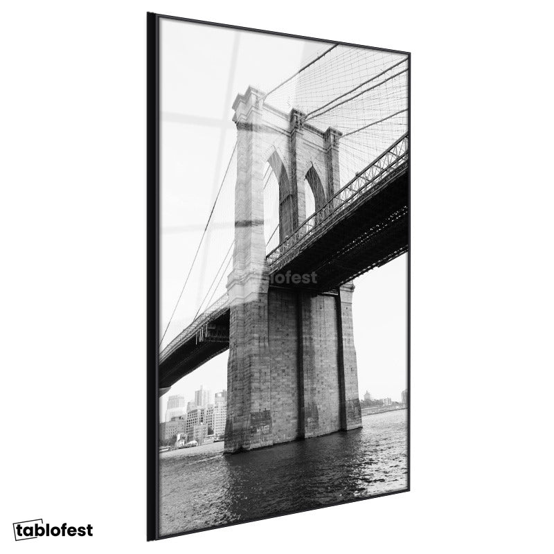 Siyah Renk Metal Çerçeveli Tamperli Cam Tablo New York Brooklyn Köprüsü Kemerleri Şehir Mimari Tablo Duvar Dekoru