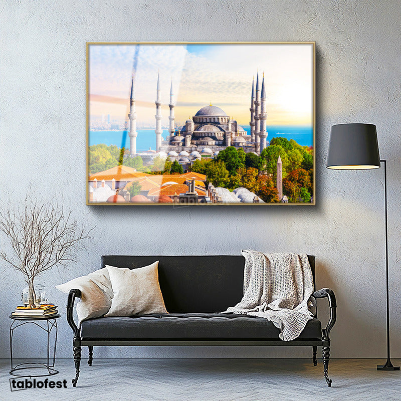 Altın Renk Metal Çerçeveli Tamperli Cam Tablo Sultanahmet Camii ve Ağaçlar Şehir Mimari Tablo Duvar Dekoru