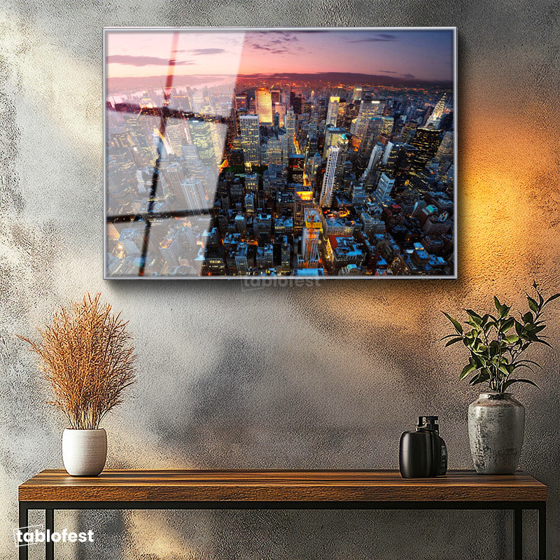 Gümüş Renk Metal Çerçeveli Tamperli Cam Tablo New York Manhattan Şehir Manzarası Şehir Mimari Tablo Duvar Dekoru