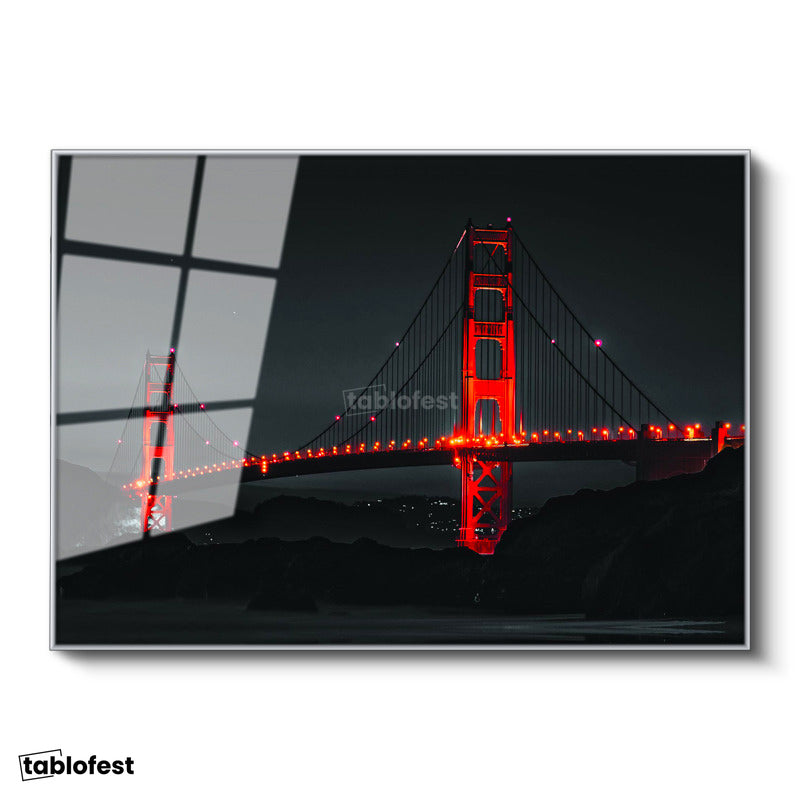 Gümüş Renk Metal Çerçeveli Tamperli Cam Tablo Golden Gate Köprüsü Gece Aydınlatması Şehir Mimari Tablo Duvar Dekoru