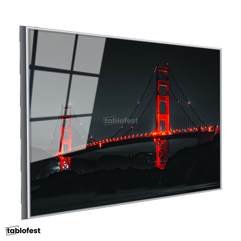 Gümüş Renk Metal Çerçeveli Tamperli Cam Tablo Golden Gate Köprüsü Gece Aydınlatması Şehir Mimari Tablo Duvar Dekoru