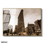 Altın Renk Metal Çerçeveli Tamperli Cam Tablo New York Flatiron Binası Şehir Mimari Tablo Duvar Dekoru