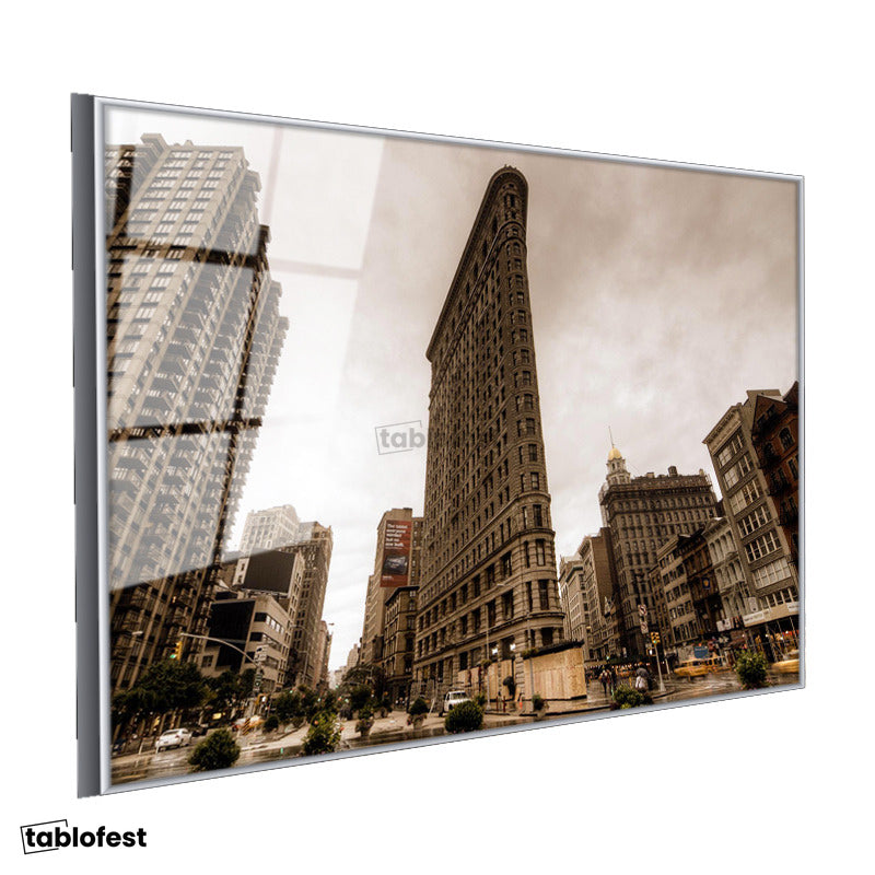 Gümüş Renk Metal Çerçeveli Tamperli Cam Tablo New York Flatiron Binası Şehir Mimari Tablo Duvar Dekoru