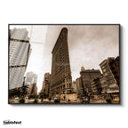 Siyah Renk Metal Çerçeveli Tamperli Cam Tablo New York Flatiron Binası Şehir Mimari Tablo Duvar Dekoru