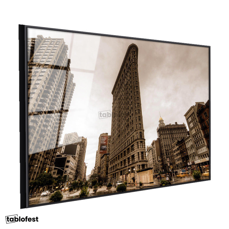 Siyah Renk Metal Çerçeveli Tamperli Cam Tablo New York Flatiron Binası Şehir Mimari Tablo Duvar Dekoru