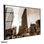 Siyah Renk Metal Çerçeveli Tamperli Cam Tablo New York Flatiron Binası Şehir Mimari Tablo Duvar Dekoru