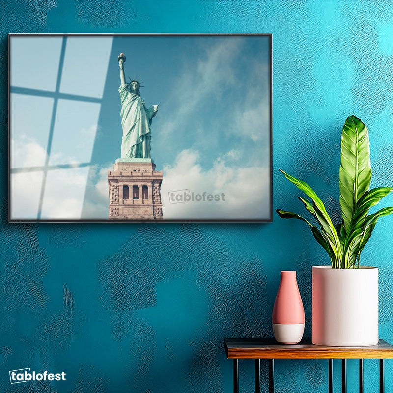 Siyah Renk Metal Çerçeveli Tamperli Cam Tablo New York Özgürlük Anıtı Şehir Mimari Tablo Duvar Dekoru