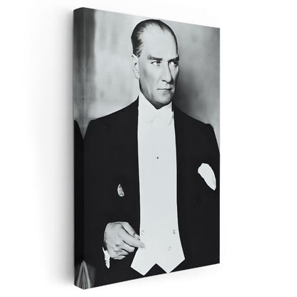 Smokinli Atatürk - Resmi Gala Portresi Kanvas Tablo