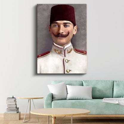 Genç Atatürk - Bordo Fes ve Beyaz Üniforma Kanvas Tablo