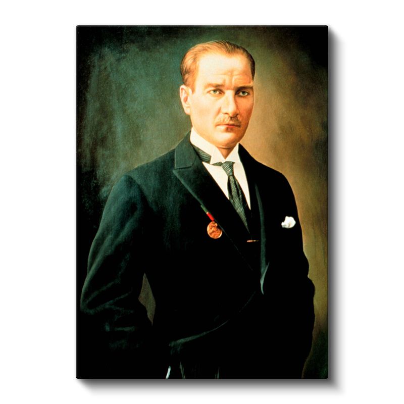 Yeşil Fonlu Portre - Madalyalı Resmi Kıyafet Kanvas Tablo