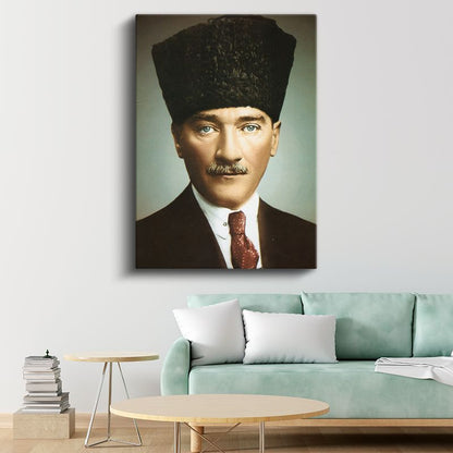 Siyah Kalpaklı Atatürk - Klasik Portre Kanvas Tablo