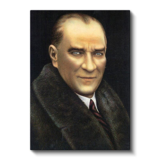 Kürk Yakalı Atatürk - Siyah Fonda Portre Kanvas Tablo