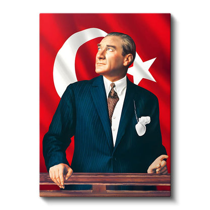 Türk Bayrağı Önünde Atatürk - Kürsüde Lider Kanvas Tablo