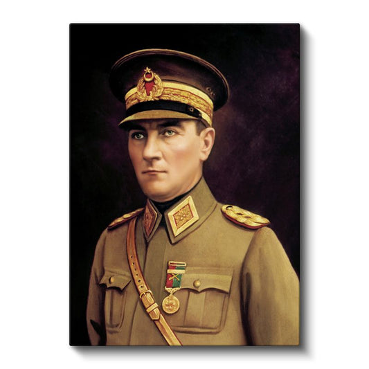 Mareşal Üniformalı Atatürk - Madalyalı Portre Kanvas Tablo