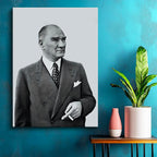 Dikey Kanvas Tablo Atatürk Ceketli Duruş Atatürk Tablosu Ev Ofis Duvar Dekoru