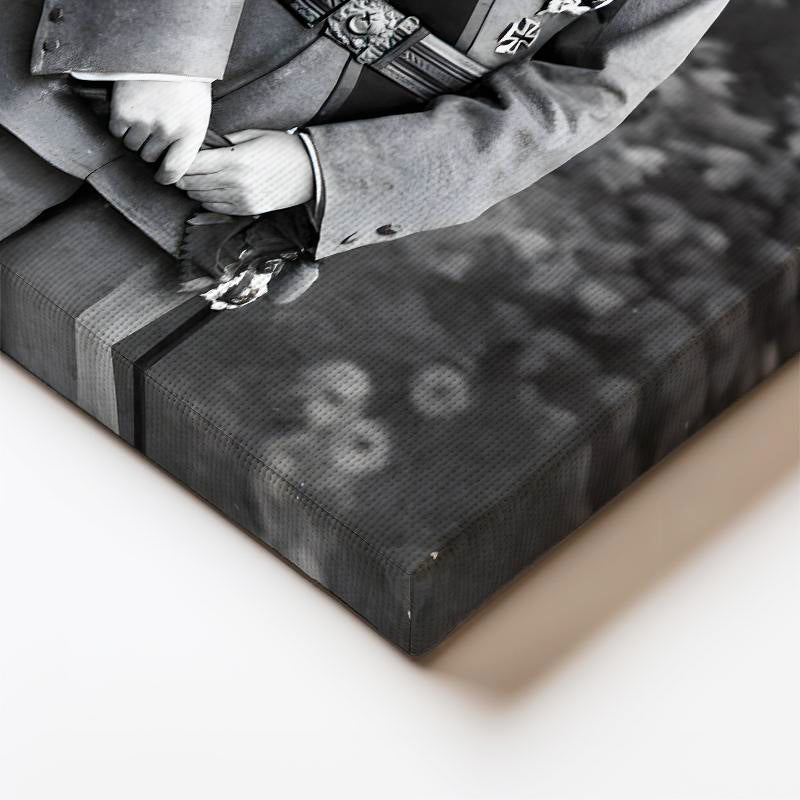 Dikey Kanvas Tablo Atatürk Madalyalı Mareşal Atatürk Tablosu Ev Ofis Duvar Dekoru