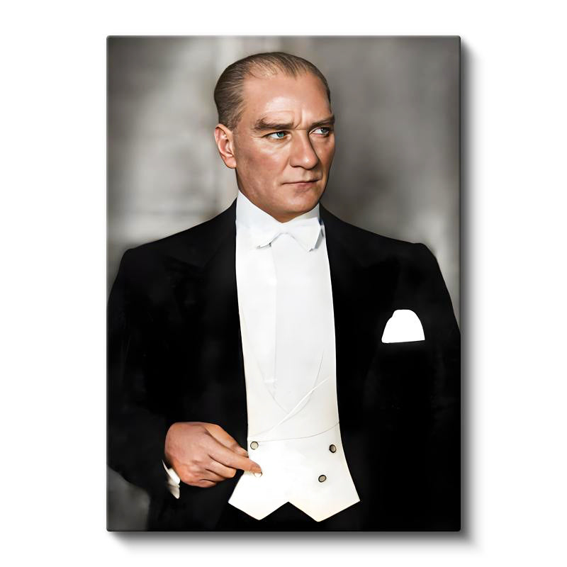 Dikey Kanvas Tablo Atatürk Beyaz Papyonlu Frak Atatürk Tablosu Ev Ofis Duvar Dekoru