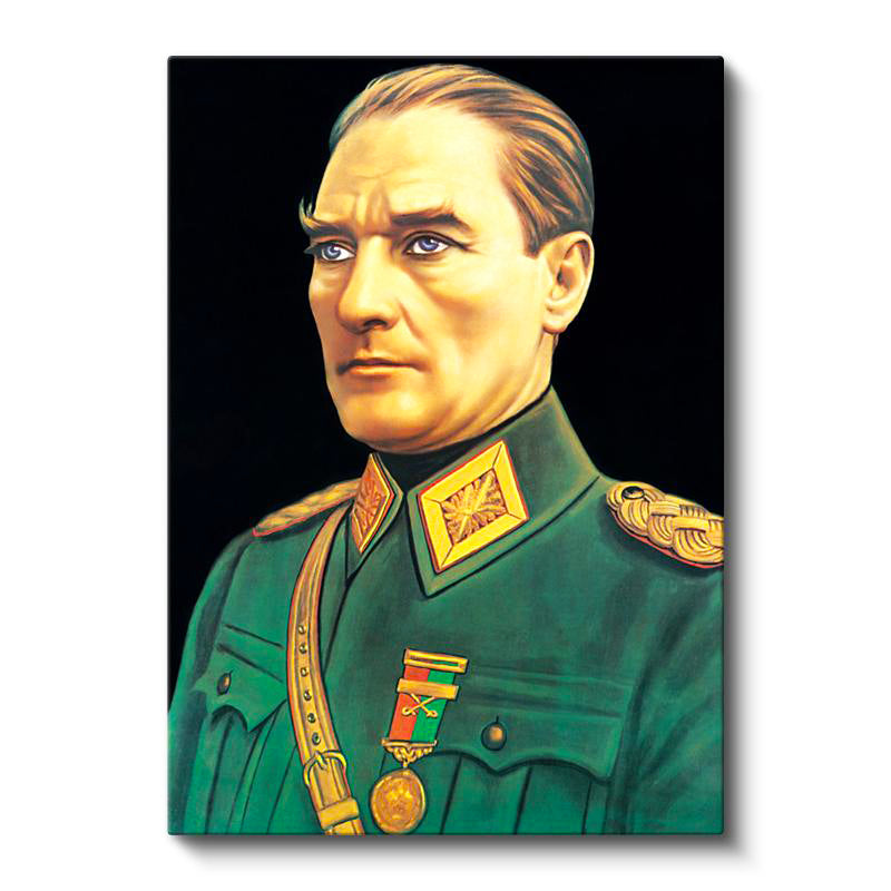 Dikey Kanvas Tablo Atatürk Yeşil Mareşal Kostümü Atatürk Tablosu Ev Ofis Duvar Dekoru