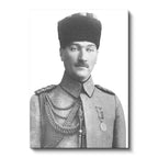 Dikey Kanvas Tablo Atatürk Kalpaklı Kordonlu Üniforma Atatürk Tablosu Ev Ofis Duvar Dekoru