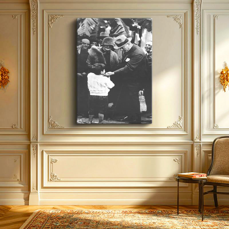 Dikey Kanvas Tablo Atatürk Çocukla Samimi Sohbet Atatürk Tablosu Ev Ofis Duvar Dekoru