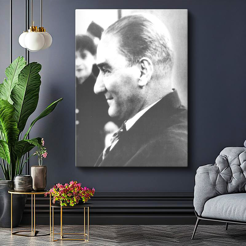 Dikey Kanvas Tablo Atatürk Mutlu Profil İfadesi Atatürk Tablosu Ev Ofis Duvar Dekoru