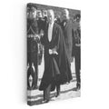 Dikey Kanvas Tablo Atatürk Silindir Şapkalı Selam Atatürk Tablosu Ev Ofis Duvar Dekoru