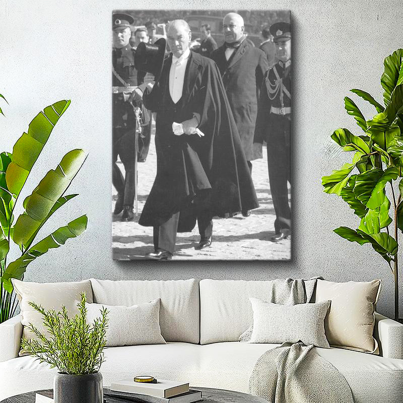 Dikey Kanvas Tablo Atatürk Silindir Şapkalı Selam Atatürk Tablosu Ev Ofis Duvar Dekoru
