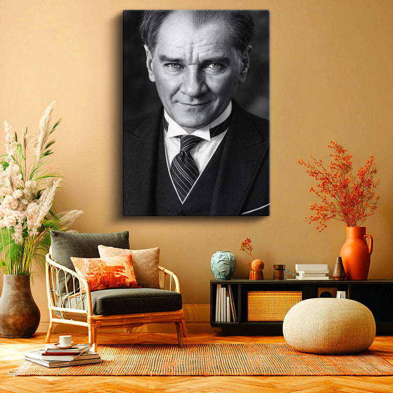 Dikey Kanvas Tablo Atatürk Çizgili Kravat Klasik Giyim Atatürk Tablosu Ev Ofis Duvar Dekoru